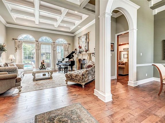 4th image of 2501 Heather Glenn Ct