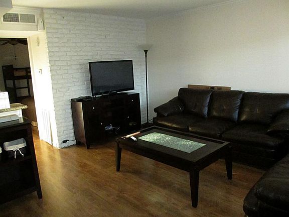 4th image of 2121 Fountain View Dr APT 11H