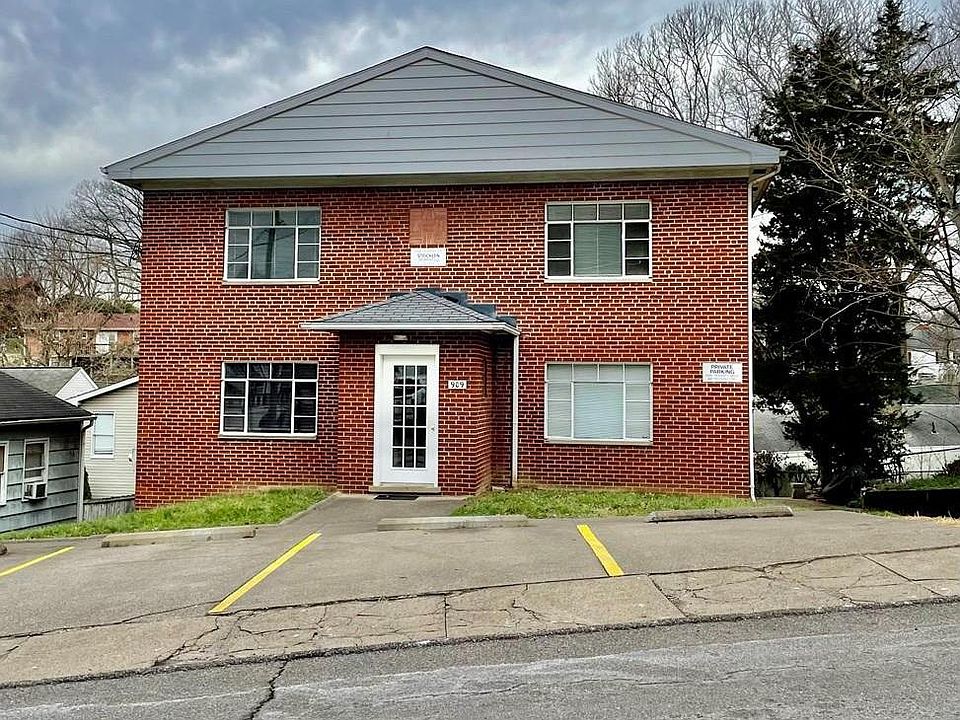 1st image of 909 Greendale Dr #B