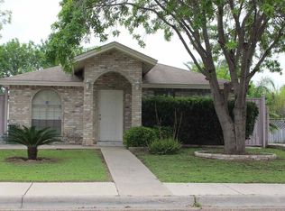 225 Charreada Dr, Laredo, TX 78045