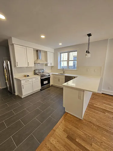 1608 Avenue R #3 Photo 1