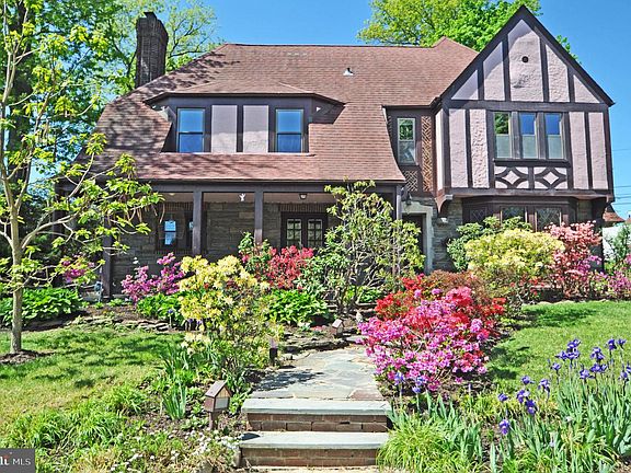 2nd image of 522 Brookfield Rd