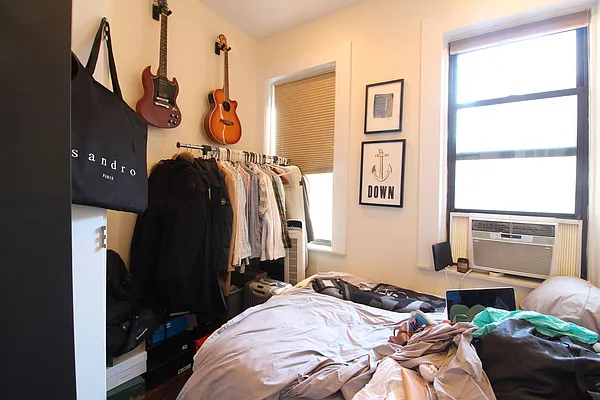 Rented by Compass | media 12