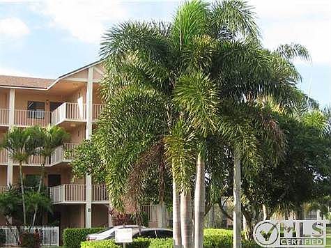 1st image of 7350 Kinghurst Dr APT 405