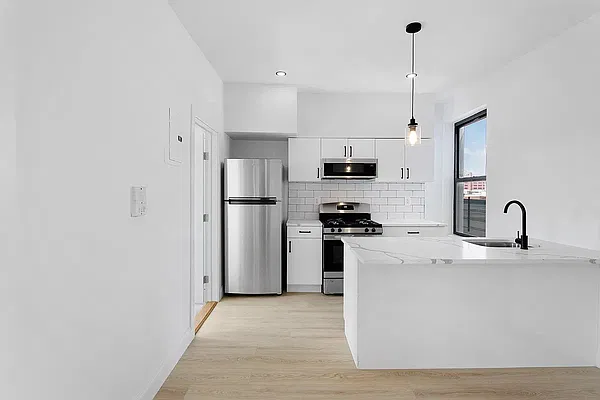 Kitchen, photo 1