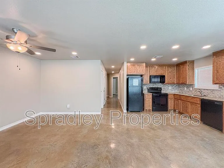 502B N 3rd St — Photo 6