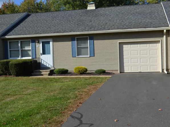 102 North Maple Street #3B, Enfield, CT 06082