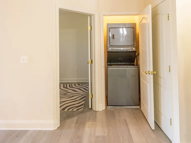 12824 Clarksburg Square Rd #105 — Photo 48
