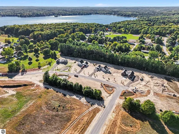 17 Ridgewater Run #17, Traverse City, MI 49685