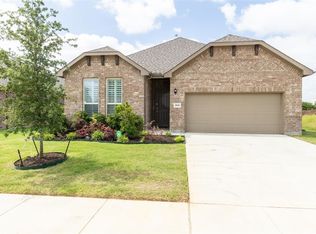 2830 Spirit Woods Ln, Arlington, TX 76001