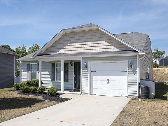 3rd image of 652 Switchback Ct