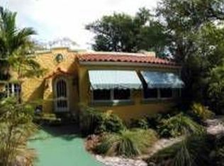 845 NW 9th Ct, Miami, FL 33136