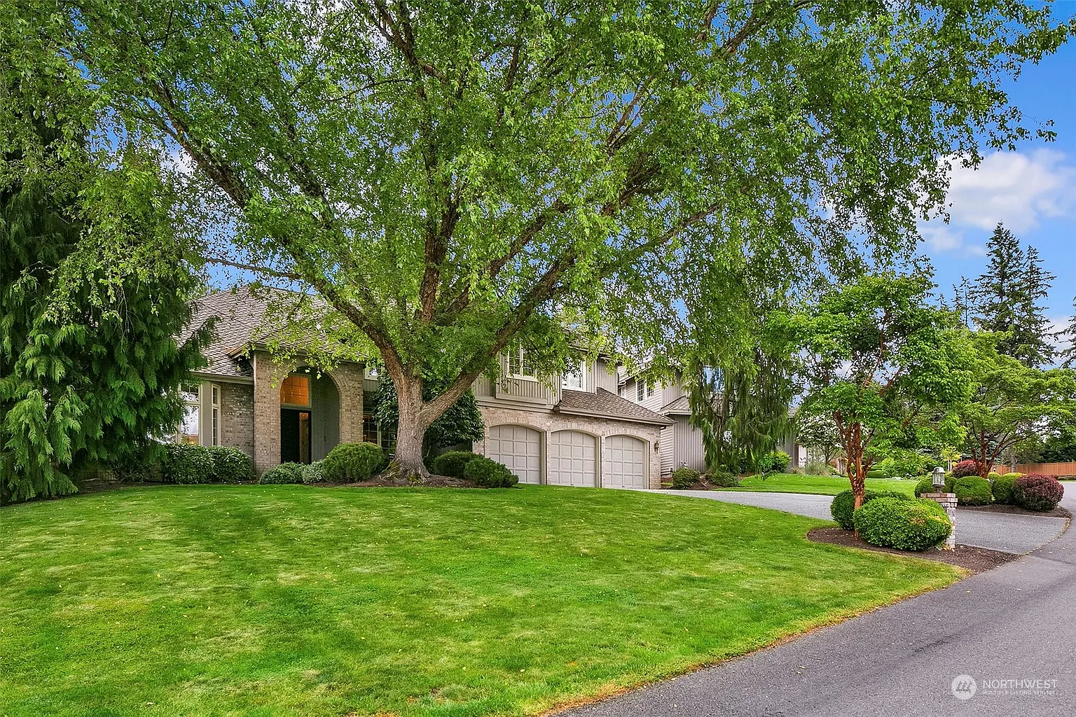 20742 SE 3rd Way photo 1