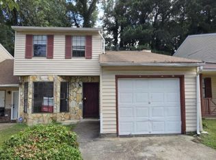 1008 Pine Tree Trl, Atlanta, GA 30349