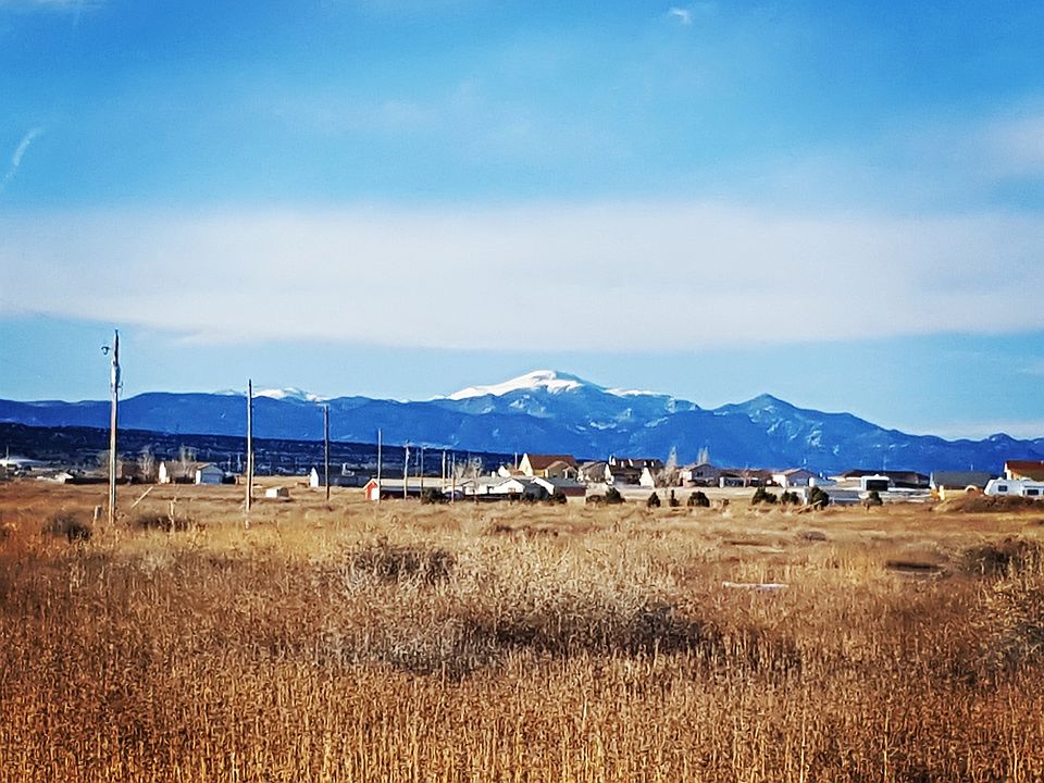 Pikes Peak From Lot