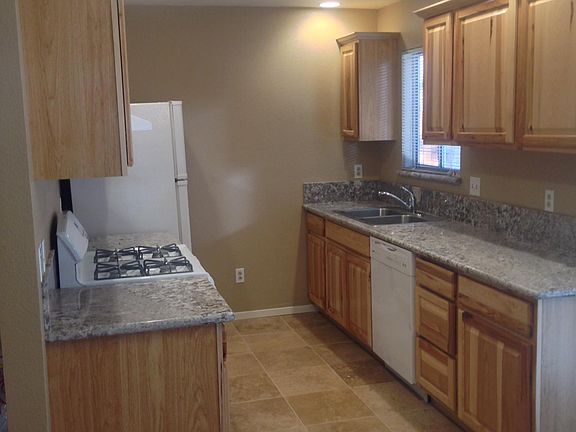 4th image of 789 Eloise Ave #1