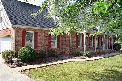 1st image of 2214 Valley Grove Dr