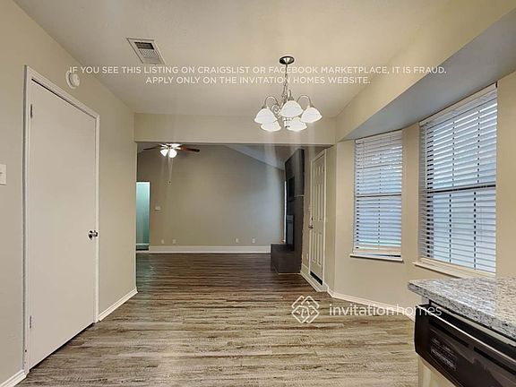 5th image of 717 Lynne Ln