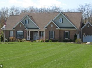 407 Lost Rd, Martinsburg, WV 25403