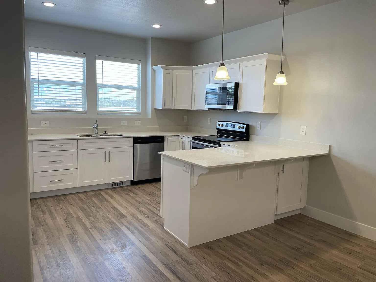 3628 W Canyon Falls Dr - Unit 1 — Photo 4