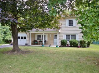 47 Park Hill Dr, New Windsor, NY 12553
