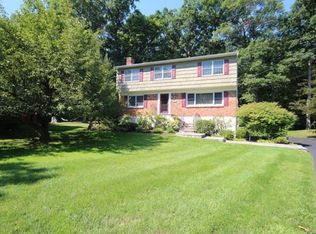 3205 Douglas Dr, Yorktown Heights, NY 10598