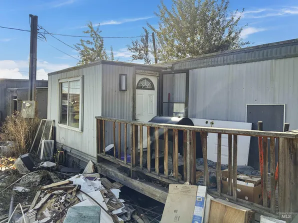 331 E Walnut St Trailer D, Genesee, ID 83832