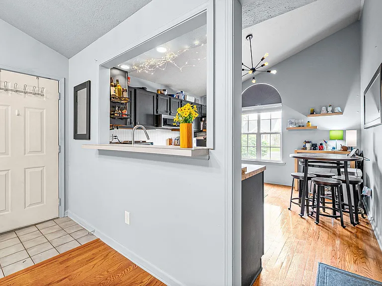 302 Northwind Dr — Photo 13