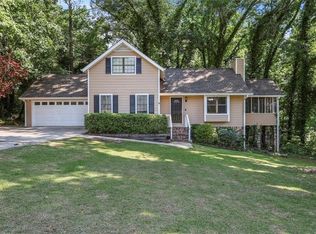 4896 Port Dr, Douglasville, GA 30135