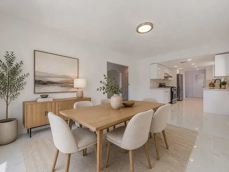 2522 Armacost Ave — Photo 2