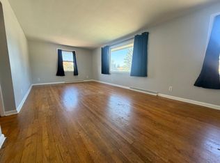 515 Clark Ave #517, South Milwaukee, WI 53172