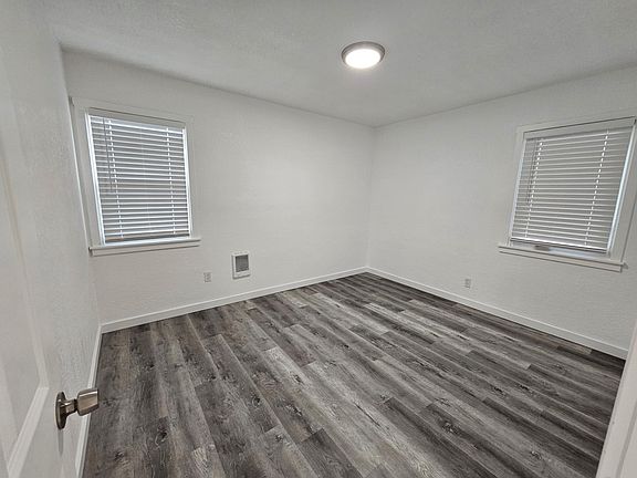 4th image of 815A S Howard St