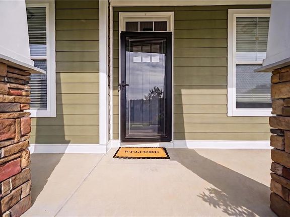 4th image of 169 Preserve Way