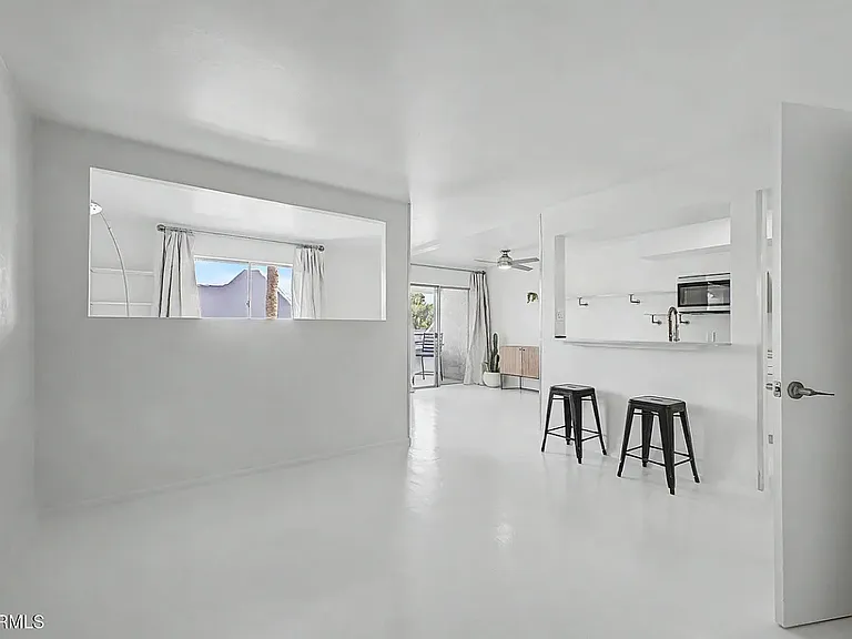7350 N Via Paseo Del Sur #Q206 — Photo 1
