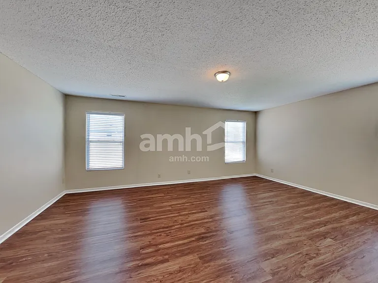2317 Bridlewood Dr — Photo 12