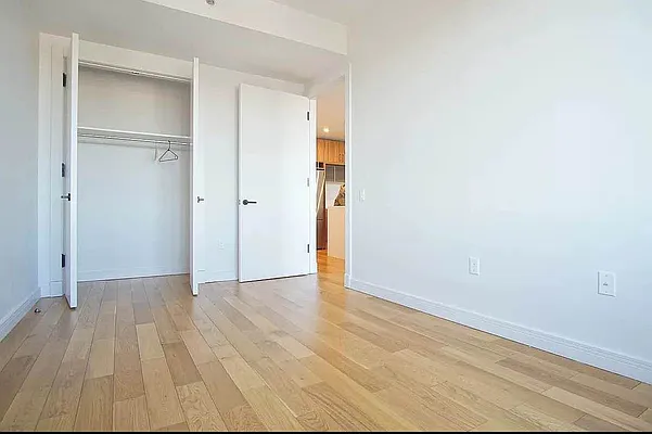 Rented by ERNY LLC | media 25