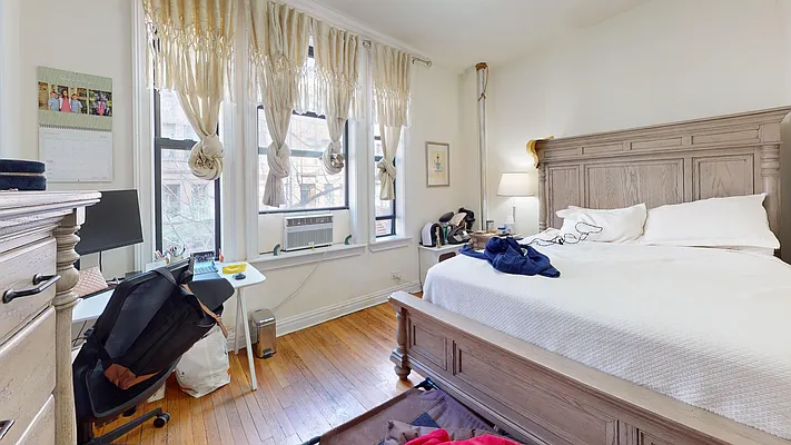 Rented by Bond New York | media 2