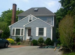 23 Bliss Mine Rd, Middletown, RI 02842