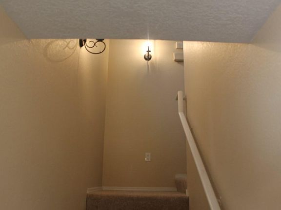 4th image of 601 Menaul Blvd NE Unit 4101