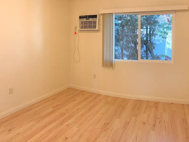 832 Fairview Ave #N — Photo 10
