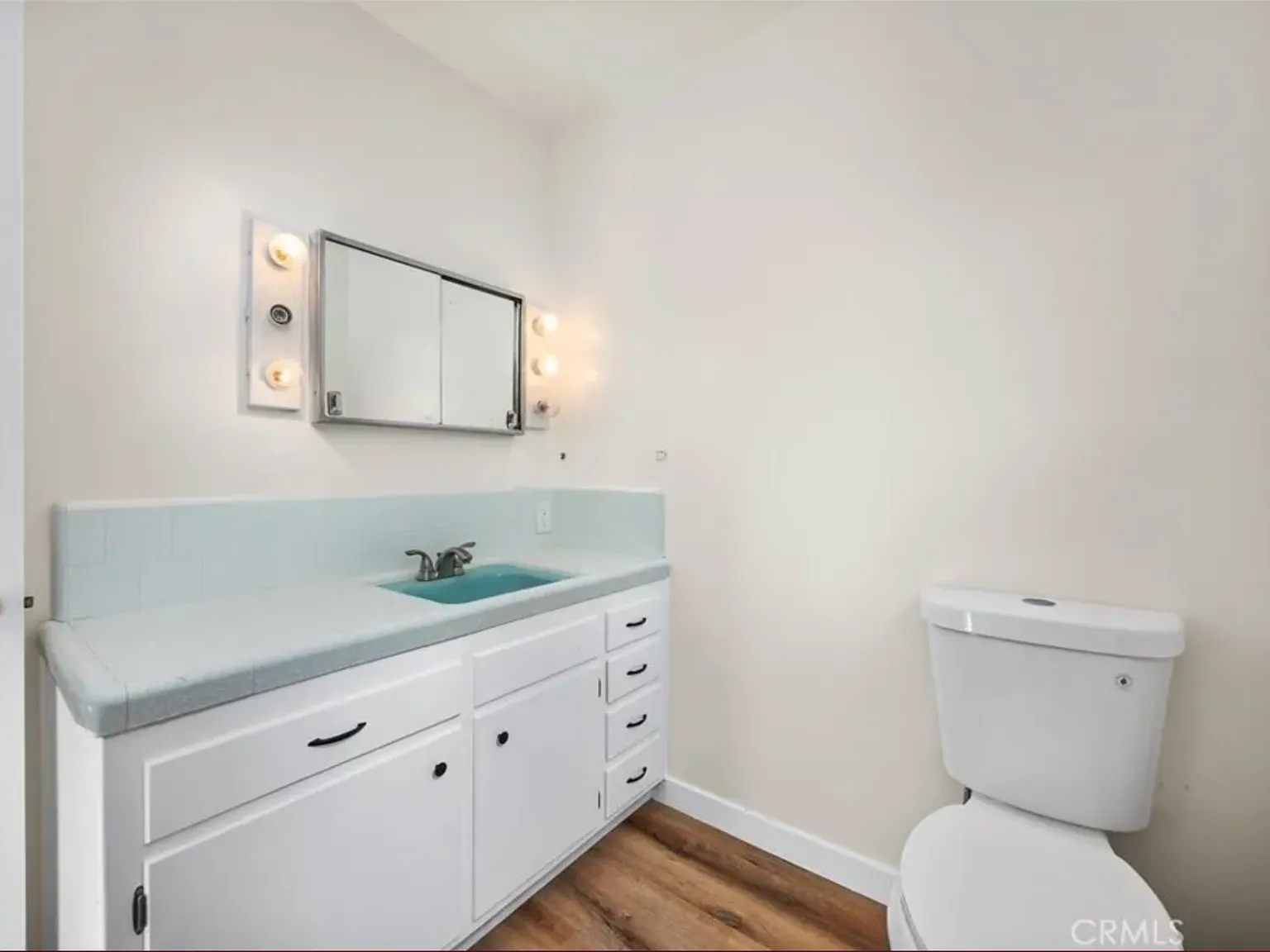 1 bed, $980 — Photo 4