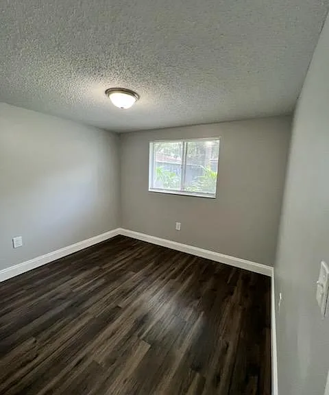 907 W 35th Ave #B — Photo 7