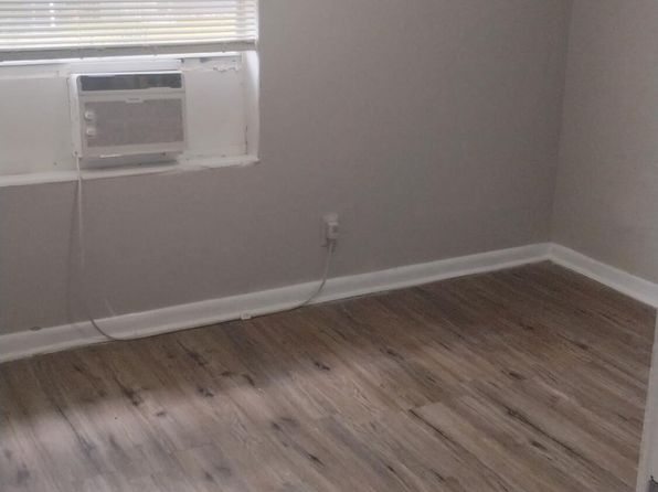 jacksonville-florida-154636371 picture