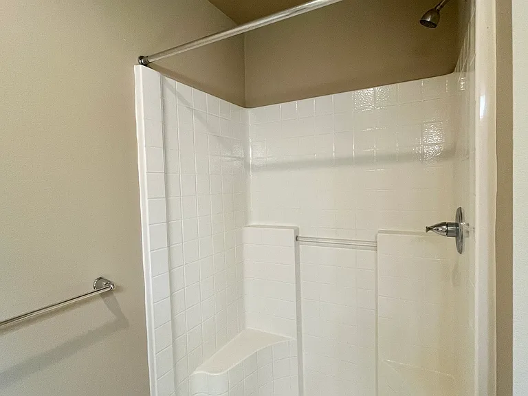 16008 3rd Pl S #C — Photo 24