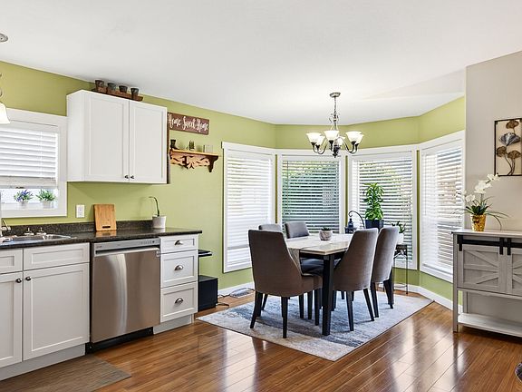 3rd image of 1655 Ord Rd #85