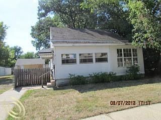 1st image of 23905 Kathleen Ave
