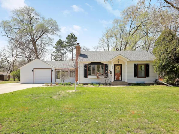 8308 Stevens Ave S, Bloomington, MN 55420