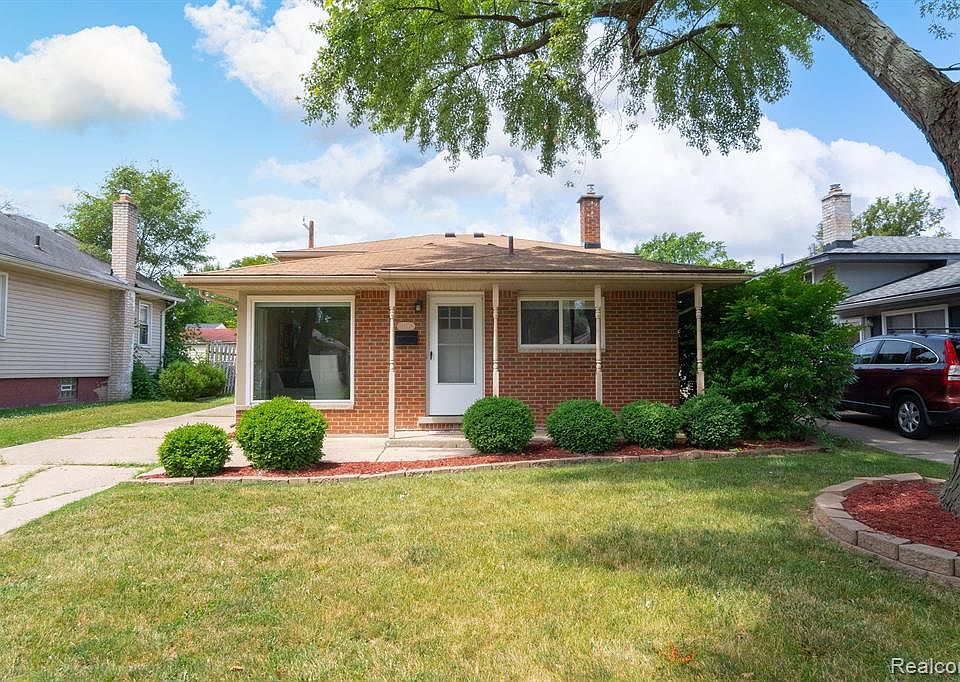 413 Kinross Ave, Clawson, MI 48017 Zillow