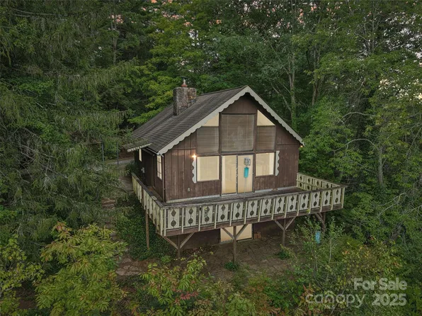 32 Old Little Mountain Rd, Pisgah Forest, NC 28768