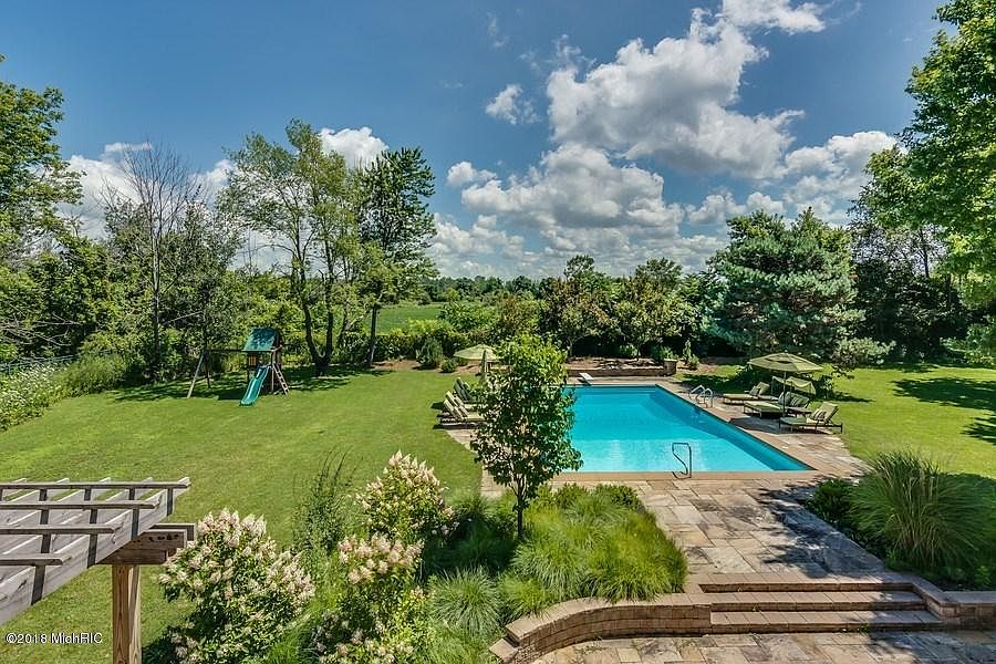 13173 Flynn Rd, Sawyer, MI 49125 Zillow